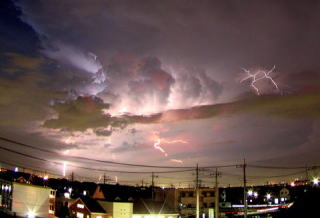 上里町の風景　雷　稲妻